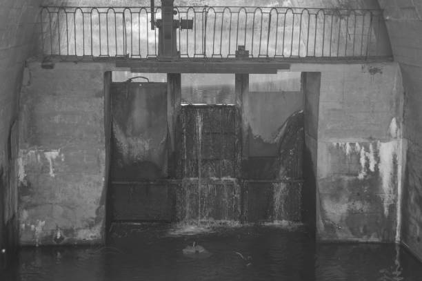 istock the dam on the river under the bridge 882935614