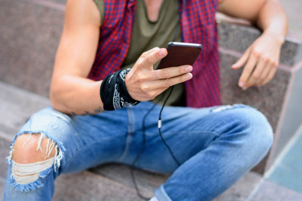 istock Young man in the city 883001894
