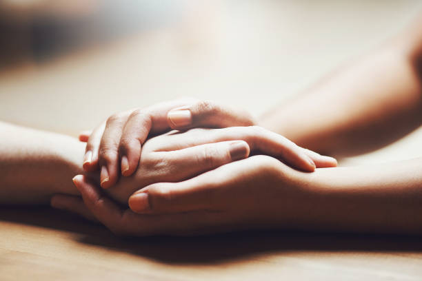 istock You don't have to face the world alone 883034374