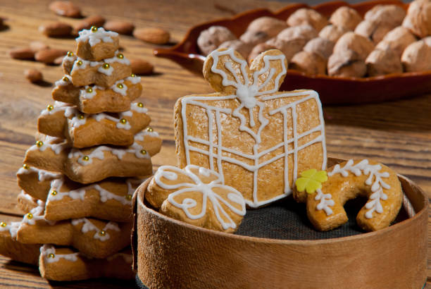 istock Still Life with Gingerdreads on the Wooden Desk 883045150