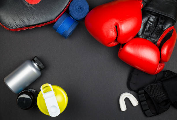 equipaggiamento sportivo - group of objects padding exercising boxing glove foto e immagini stock