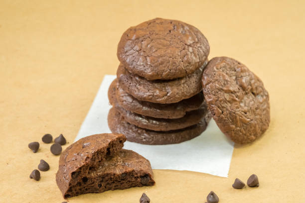 istock dark chocolate brownie cookies. (selective focus) 883099216