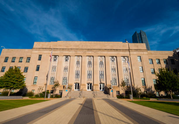 istock Municipal building in Oklahoma City 883118990
