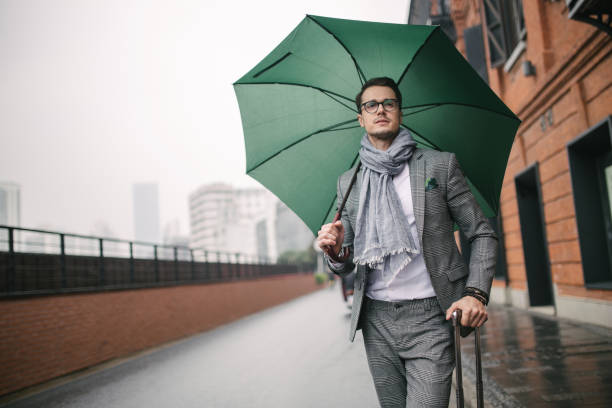 istock Travel man with suitcase 883197440