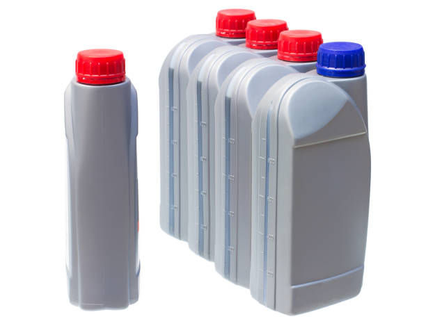 istock bottle of oil for the engine 883234790