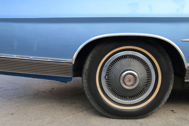 istock Old car detail 883278654