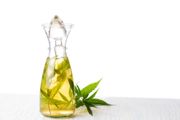 istock Marijuana alcohol drink in a bottle 883311500