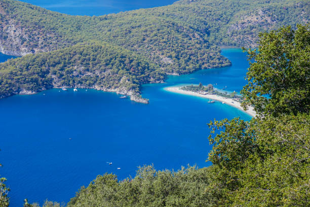 istock Oludeniz beach from Fethiye. 883528466