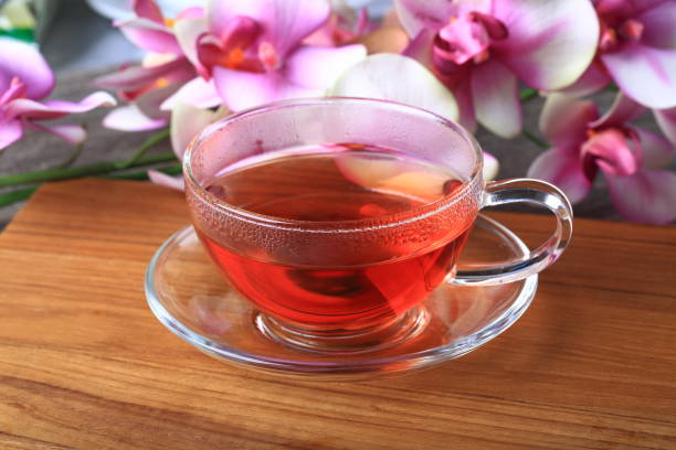 istock Glass teacup of black tea 883570410