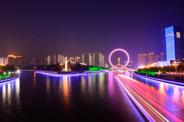 istock The canal on ferris wheel 883607718