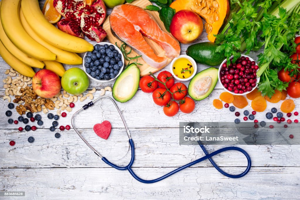 Auswahl an gesunde Nahrung für Herz. Gesunde Ernährung, Ernährung und gesunder Lebensstil-Konzept. Ansicht von oben - Lizenzfrei Abnehmen Stock-Foto