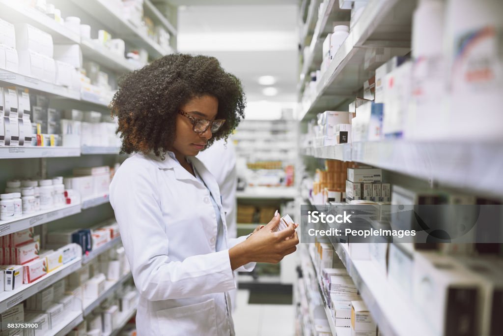 Esto no supone que debe para ser aquí - Foto de stock de Farmacéutico libre de derechos