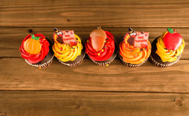 istock Colorful Cupcakes with Fall and Thanksgiving Deocr 883765710
