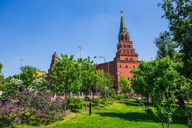 istock Towers Moscow Kremlin in solar weather 883775918