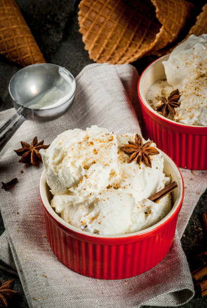 istock Homemade Eggnog Ice Cream 883788480