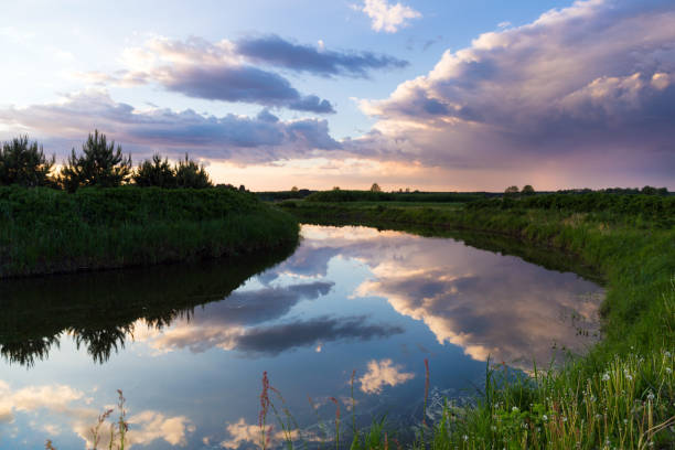 istock view of the sunset 883829472
