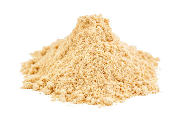 istock heap of ginger powder isolated 883867900
