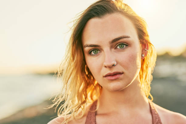 istock The beach lighting looks beautiful on her 884003786