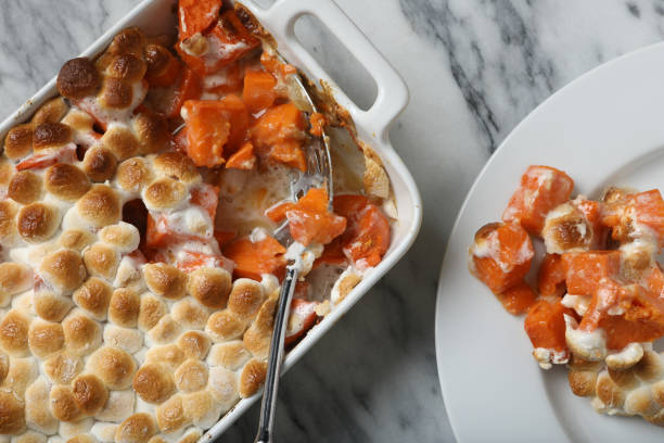 sweet potato casserole - yam imagens e fotografias de stock