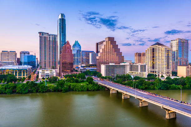 puente de la ciudad de austin, texas - south texas fotografías e imágenes de stock