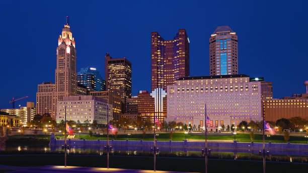 istock Skyline at night in Columbus, Ohio 884047664