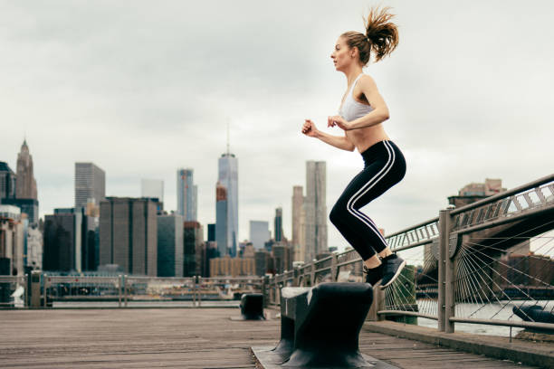 istock Morning Run in New York 884052622
