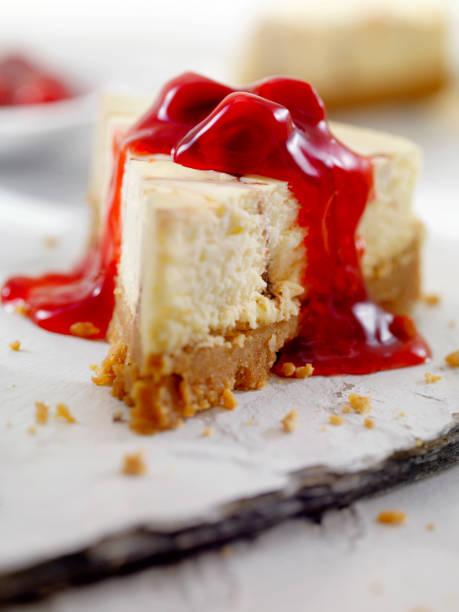 chocolate swirl cheesecake with cherry topping - pie pastry crust cherry pie cherry imagens e fotografias de stock
