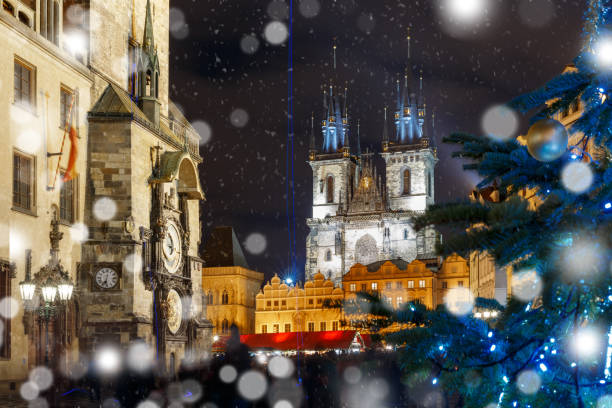 istock Cristmas Old Town square in Prague, Czech Republic 884076038