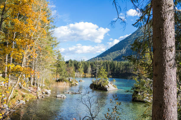 istock Hiking trail around the Hintersee near Ramsau 884141014