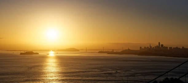 istock San Francisco Bay at sunrise 884171620
