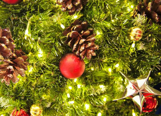 istock Christmas tree with some presents can be used as card 884330894