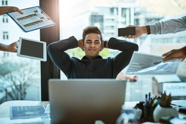 istock Staying calm and collected throughout the workday 884365800