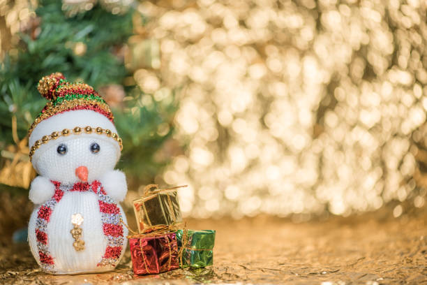 istock abstract blur Christmas Tree bokeh background. 884384978