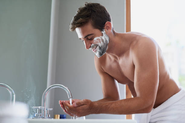 istock He shaves every morning 884387752