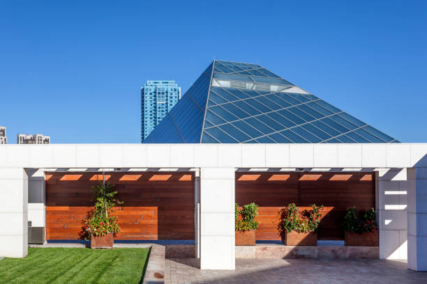 ismaili centre in toronto, canada - ismaili imagens e fotografias de stock