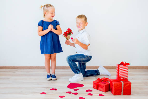 istock Kids Valentine day 884528292