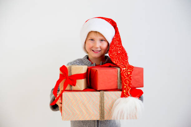 istock Kids celebrating christmas 884779624