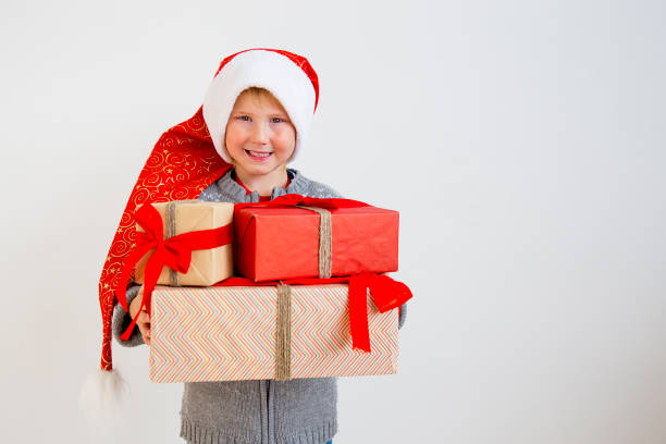 istock Kids celebrating christmas 884783090