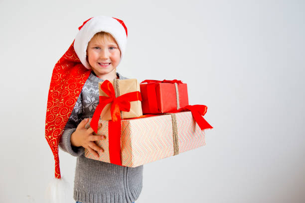 istock Kids celebrating christmas 884792314