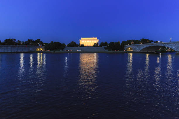 istock Lincoln Memorial at Dusk from Potomac River 884993254