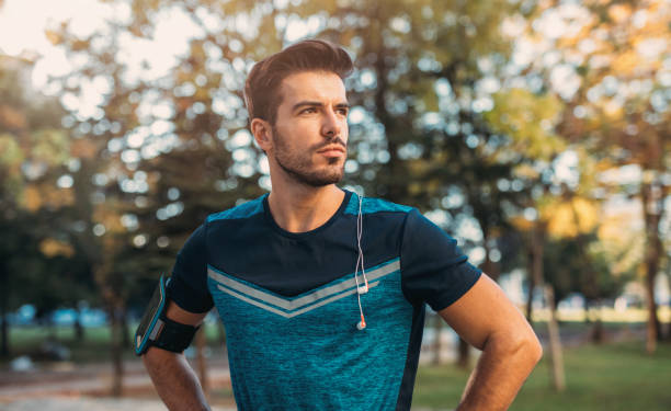 istock Jogger in the park 885027816