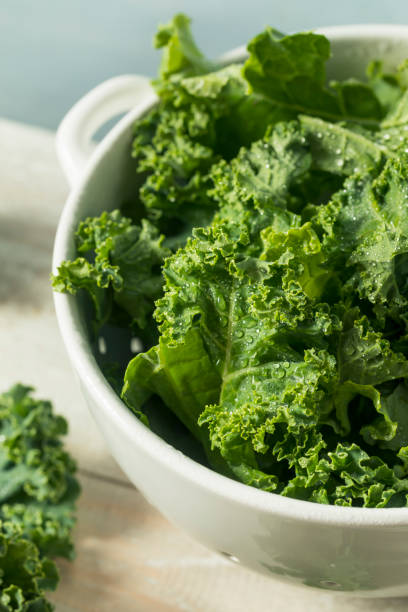 istock Raw Green Organic Curly Kale 885030172