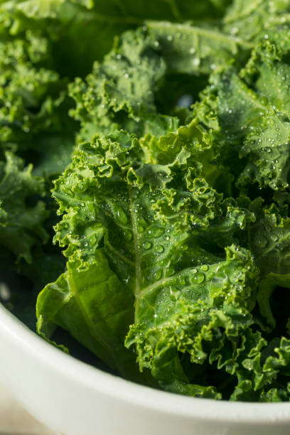 istock Raw Green Organic Curly Kale 885032854