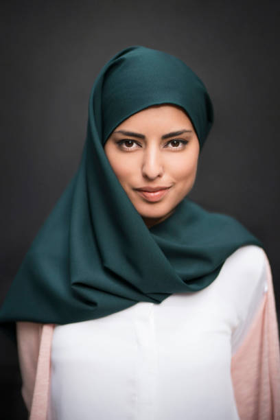 istock Portrait Of Arab Beauty 885075890