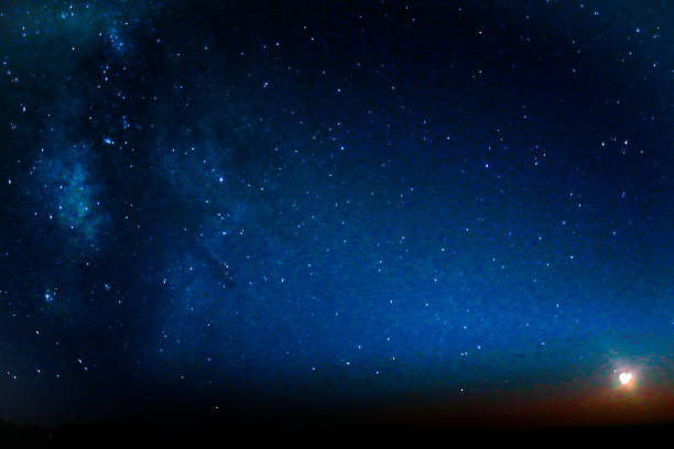 istock Milkyway at Garrapata Beach,CA 885112628