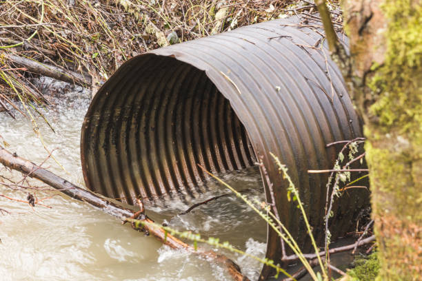 istock Metal Water Drain Pipe 885137260