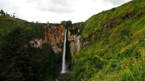 istock Sipisopiso waterfall, Medan, Indonesia. 885221726