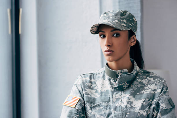 istock african american female soldier 885409454