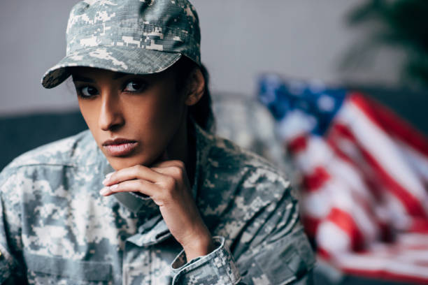 istock african american female soldier 885410878