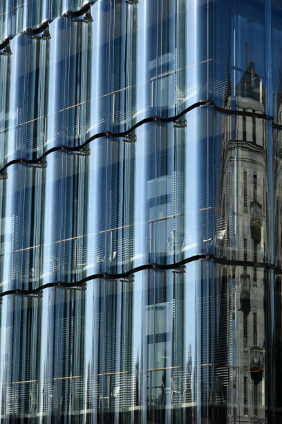istock Glass Facade - Swiss RE 885436398